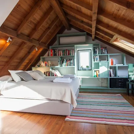 Flh Bairro Alto Loft With Sunny Terrace Lisbona