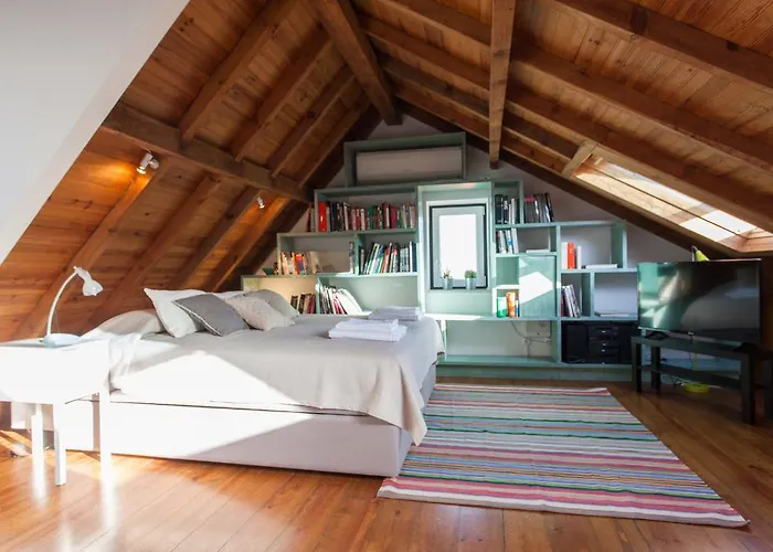 Flh Bairro Alto Loft With Sunny Terrace Lisboa